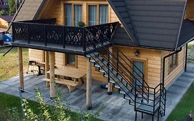 Chalet Mace